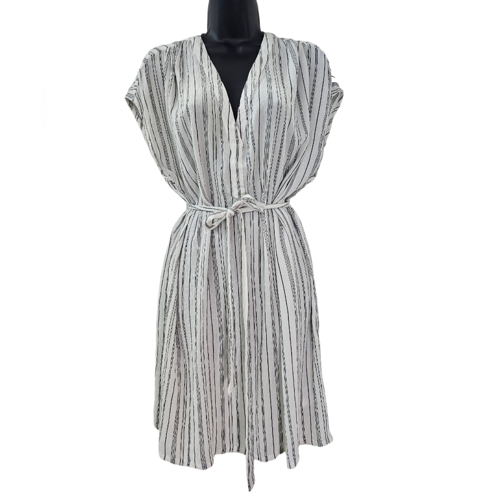H&M L.O.G.G V-Neck Cap Sleeve Rayon Dress